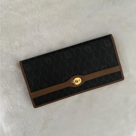 Christian Dior wallet - Picture 1 of 2